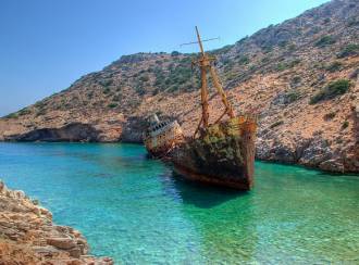 amorgos-navagio